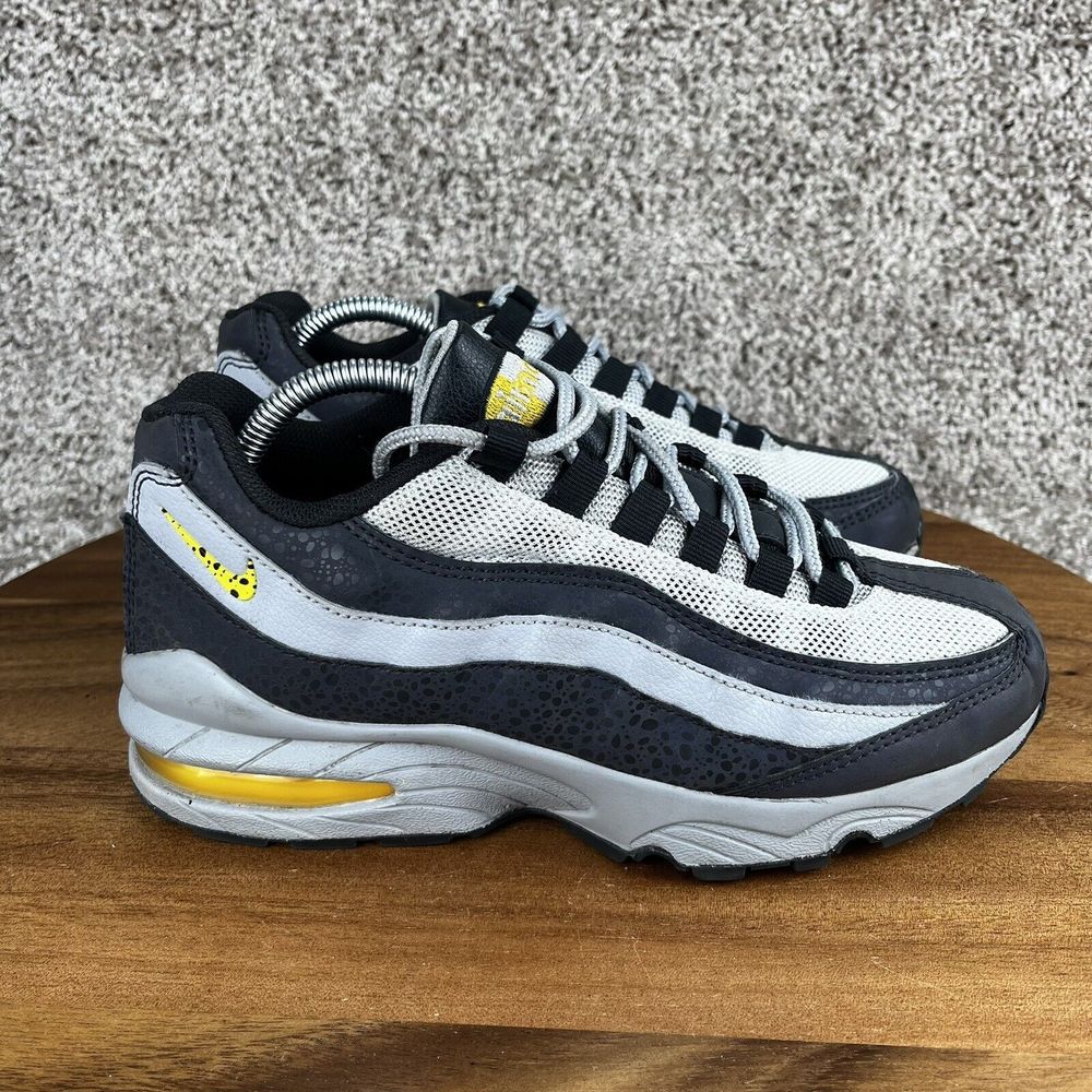 Nike Kids Sneakers - Black, Gray, Yellow